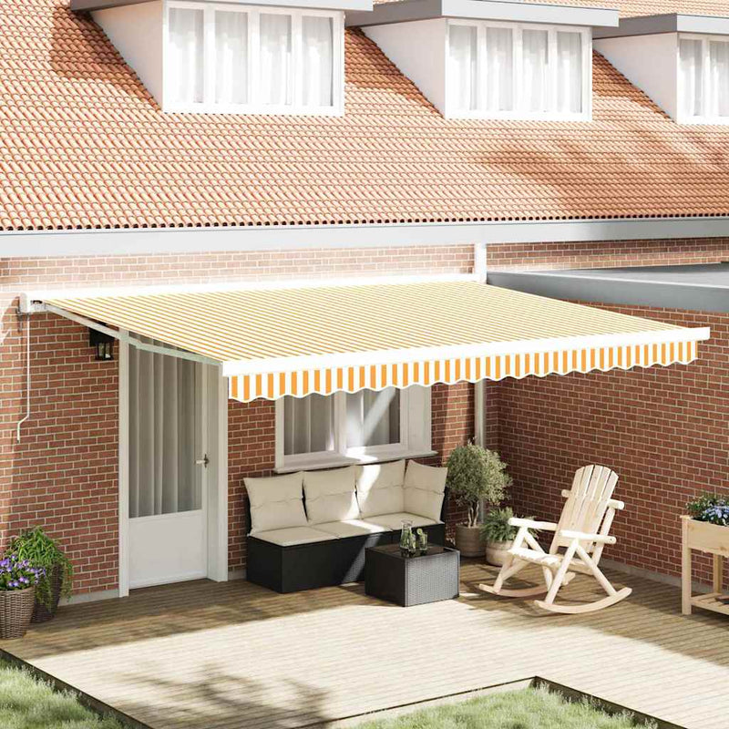 vidaXL Behúzható napellenző narancssárga és fehér 450 × 300 cm