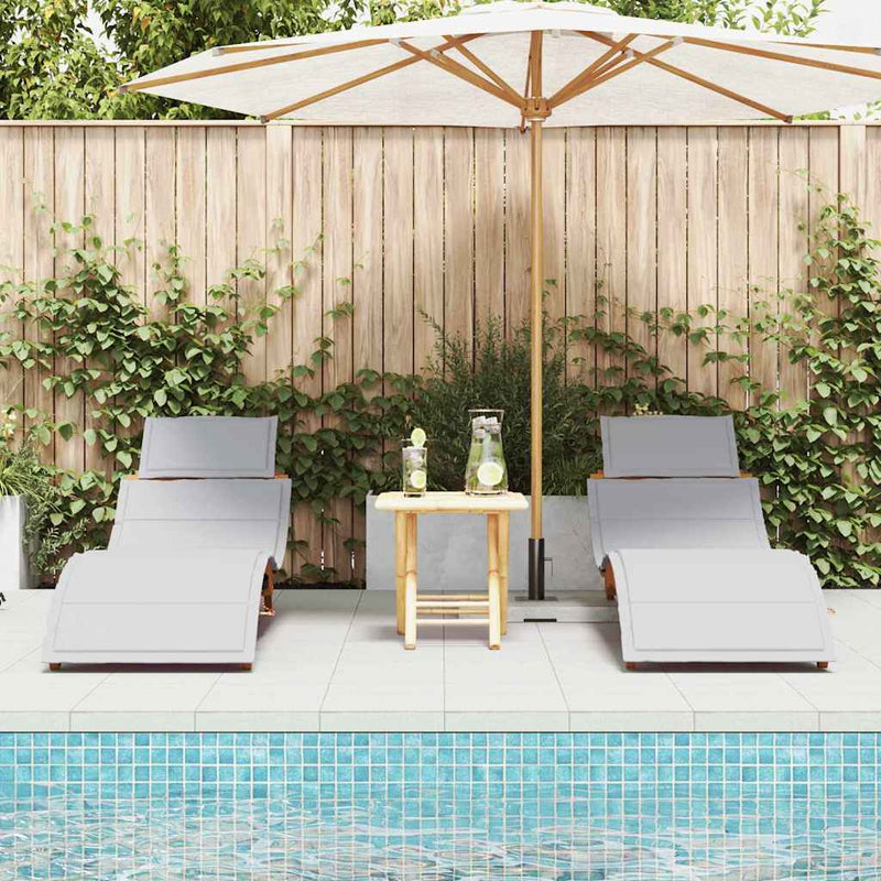 vidaXL Napozóágy 2 pcs Világosszürke 184 x 55 x 64cm Tömör akácfa