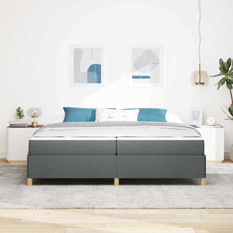 vidaXL Boxrugós ágy matracmal Sötétszürke 200 x 200 cm szövet