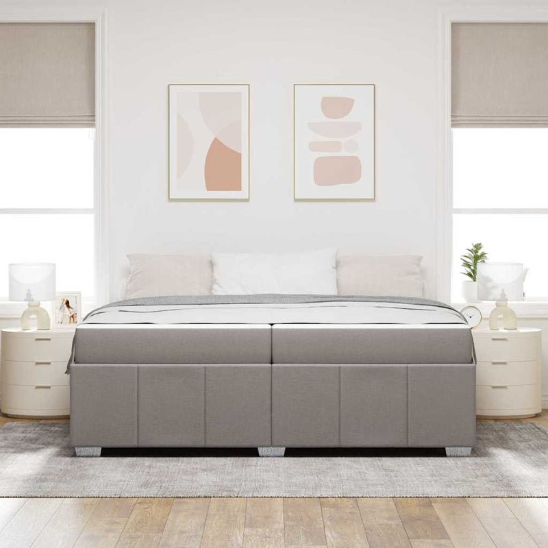 vidaXL Ágykeret matracmal Tópszínű 200 x 200 cm szövet