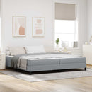 vidaXL Boxrugós ágy matracmal Világosszürke 200 x 200 cm szövet