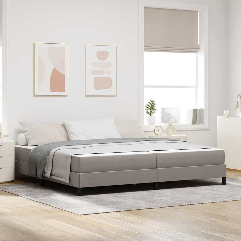 vidaXL Boxrugós ágy matracmal Tópszínű 200 x 200 cm szövet