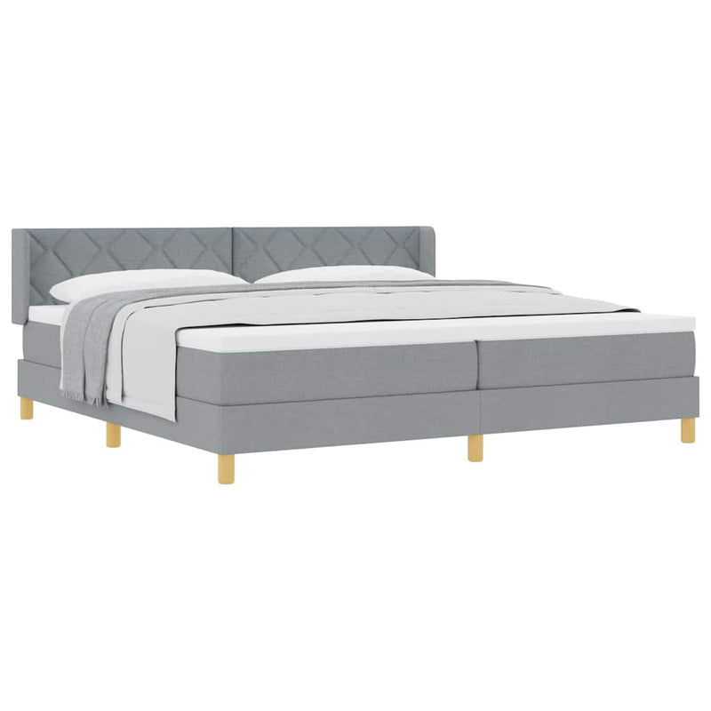 vidaXL Rugós Ágy matracmal Világosszürke 200 x 200 cm szövet