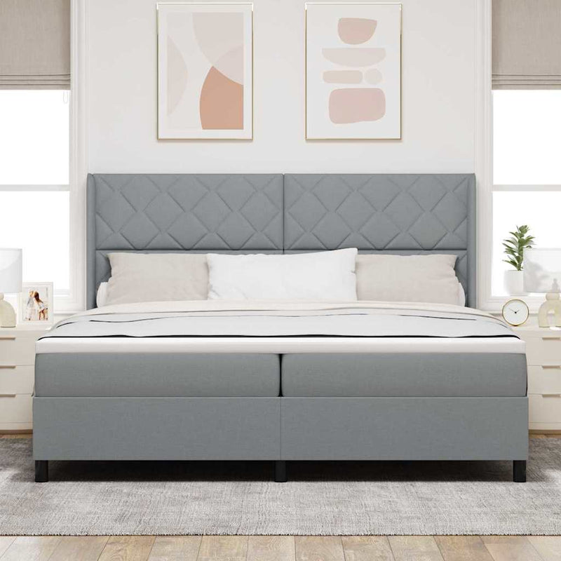 vidaXL Boxrugós ágy matracmal Világosszürke 200 x 200 cm szövet