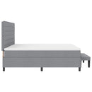 vidaXL Boxrugós ágy fejtámlával Világosszürke 200 x 200 cm szövet