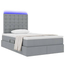 vidaXL Ágy tárolóval és LED lámpával leddel Világosszürke 120 x 190 cm