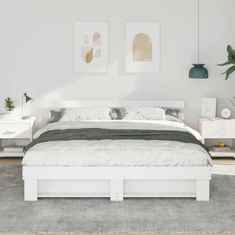vidaXL Ágykeret fejtámlával Fehér 200 x 200 cm Tömör fenyőfa