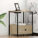 vidaXL Éjjeliszekrény Töltőállomással fiókkal sonoma tölgy Faanyag