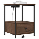 vidaXL Éjjeliszekrény Töltőállomással fiókkal barna tölgy Faanyag