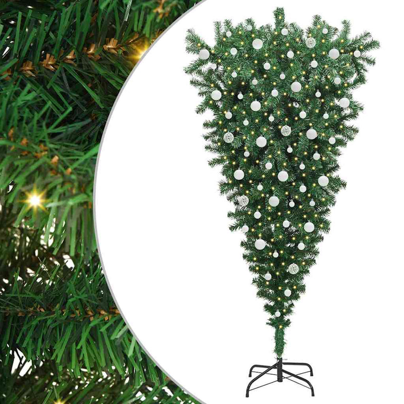 vidaXL Függőlegesen álló műfenyő izzósorral és golyószettel 210 cm