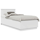 vidaXL Ágykeret LED -es lámpákkal Fehér 70 x 190 cm Faanyag