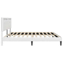vidaXL Ágykeret LED szalagokkal fejtámlával Fehér 200 x 200 cm Műbőr