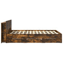 vidaXL Ágykeret tárolóval és fejtámlával Füstös Tölgy 135 x 190 cm