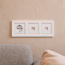 Nova III földelt csatlakozóaljzat dugalj kettő UTP csatlakozóval fehér kerettel