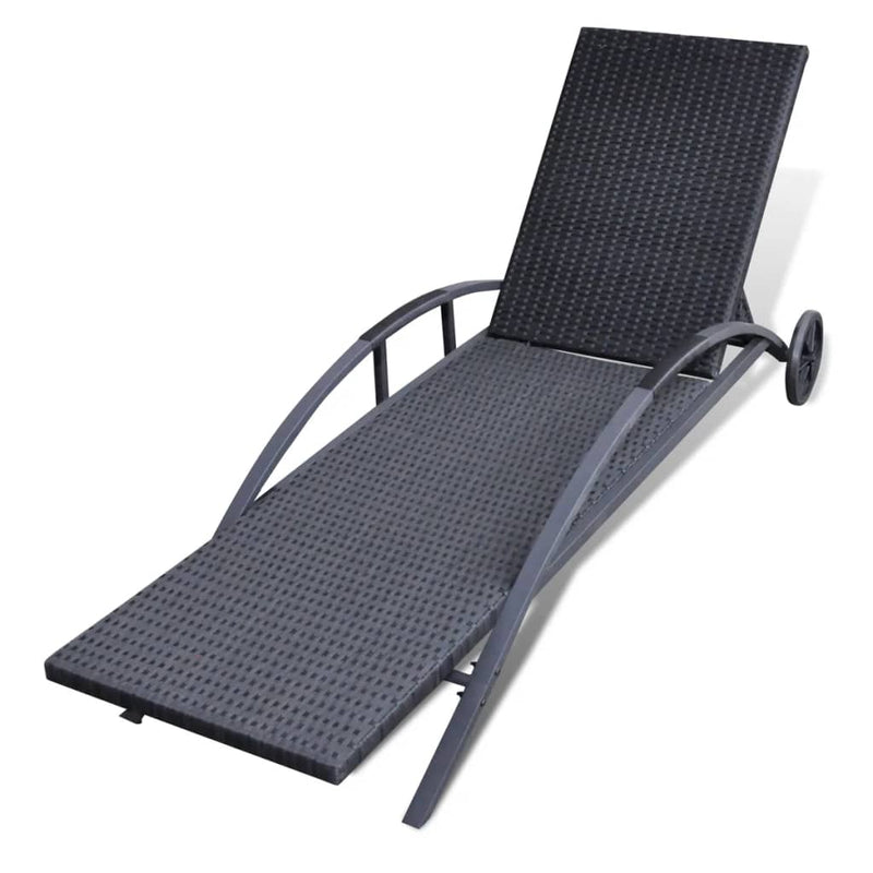 vidaXL fekete polyrattan napozóágy párnával és kerekekkel