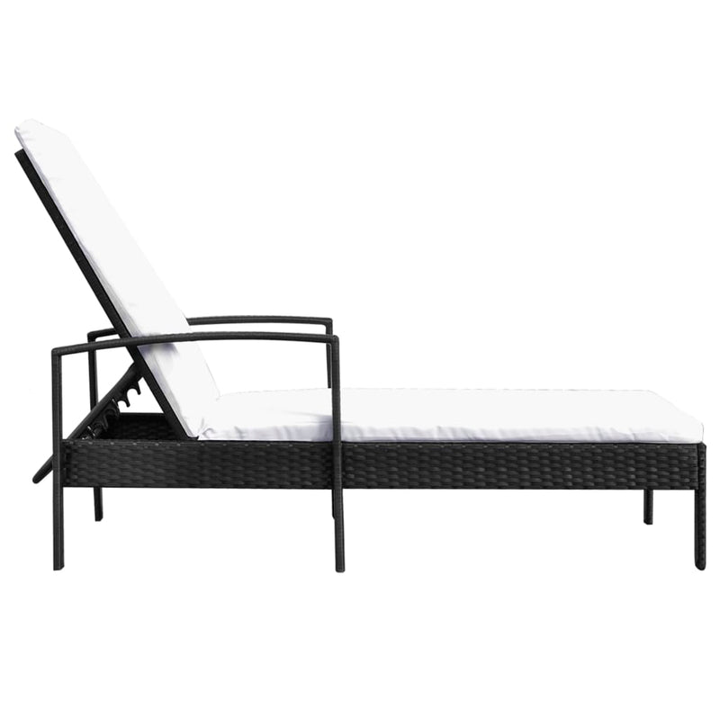 vidaXL fekete polyrattan napozóágy párnával