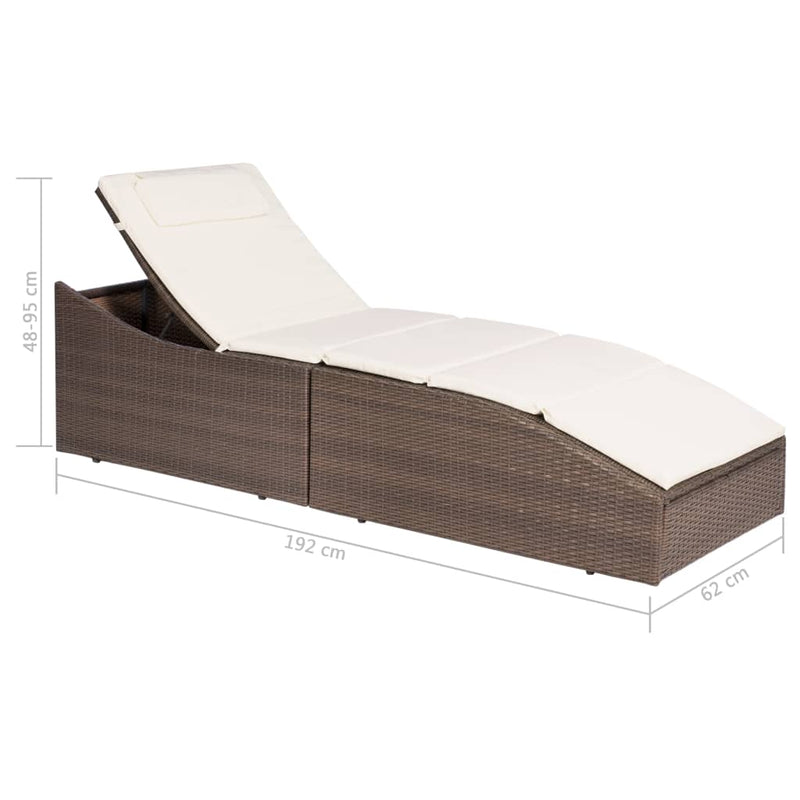 vidaXL barna polyrattan napozóágy párnával