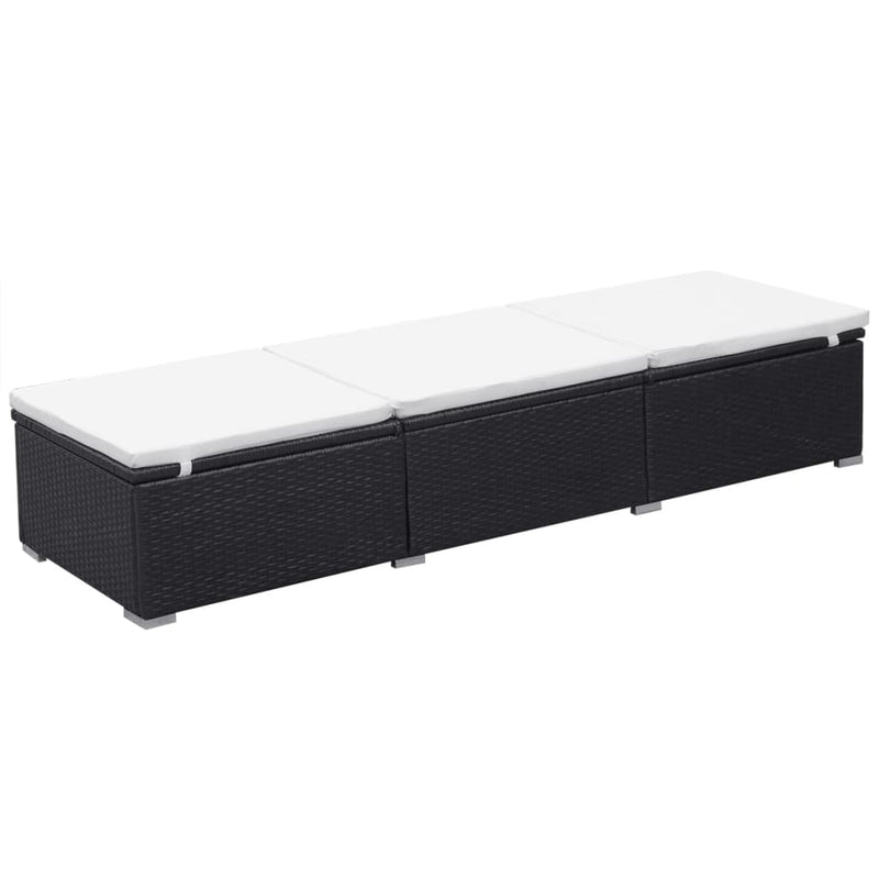 vidaXL fekete polyrattan napozóágy párnával