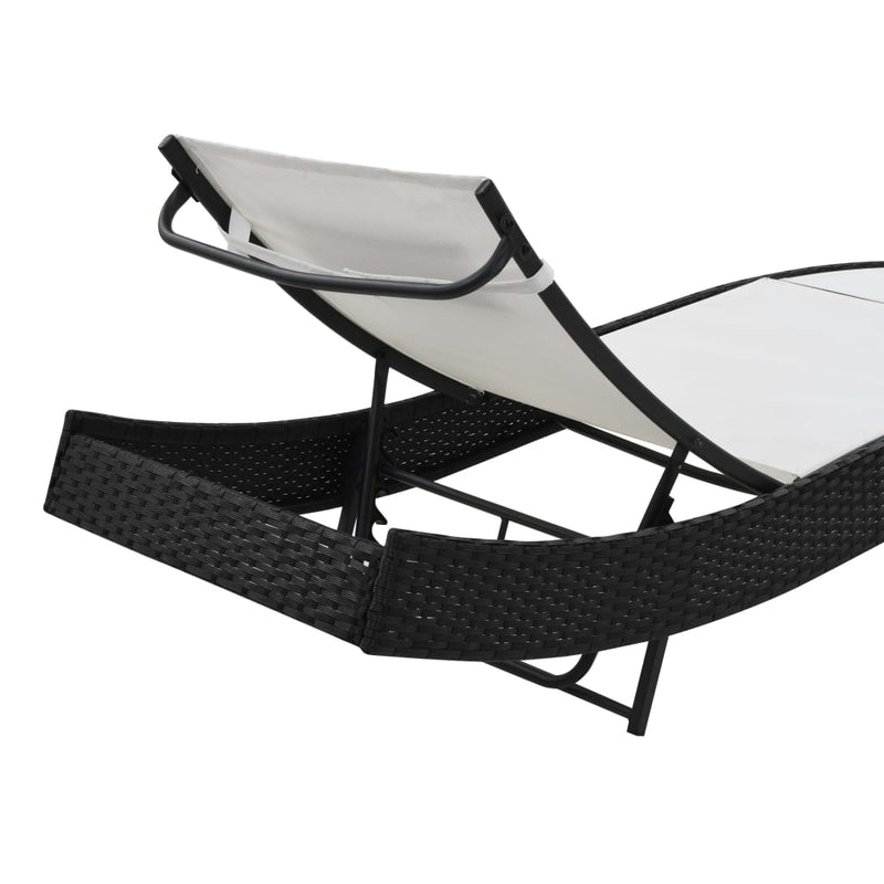vidaXL 2 db fekete polyrattan és textilén napozóágy asztallal