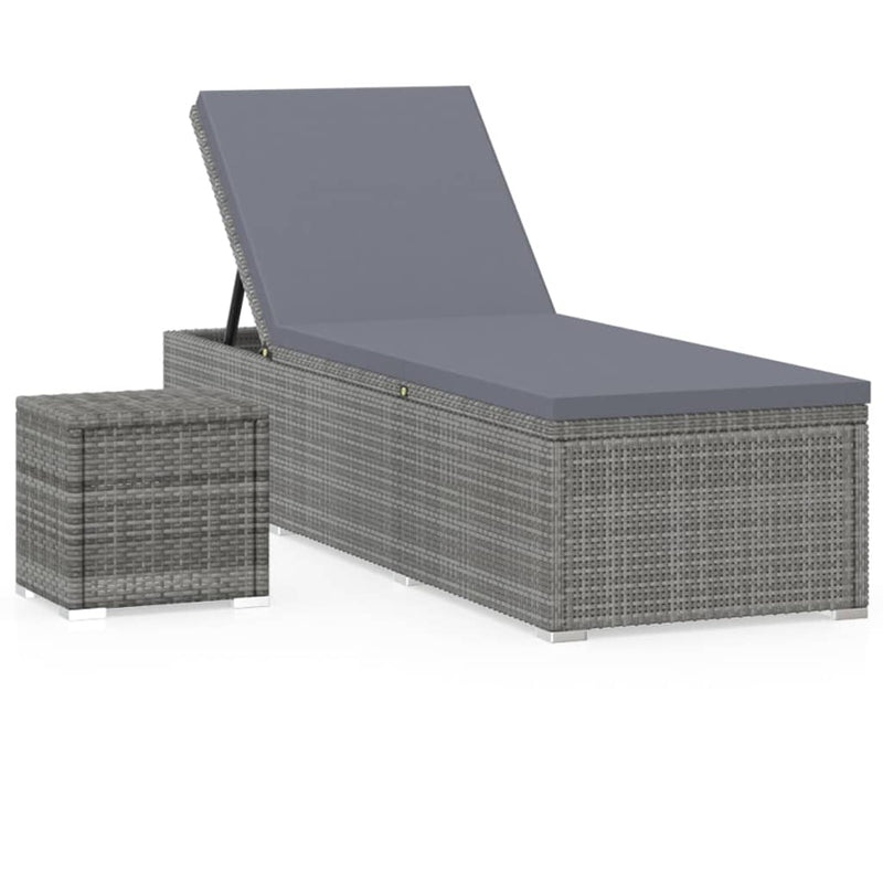 vidaXL szürke polyrattan napozóágy párnával és teázóasztallal