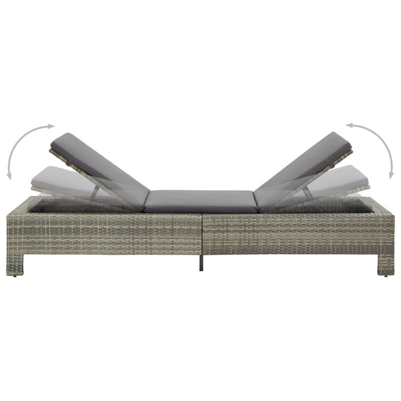 vidaXL szürke polyrattan napozóágy párnával