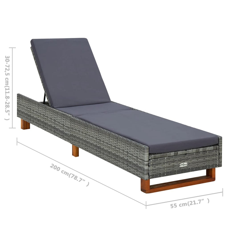 vidaXL szürke polyrattan napozóágy párnával