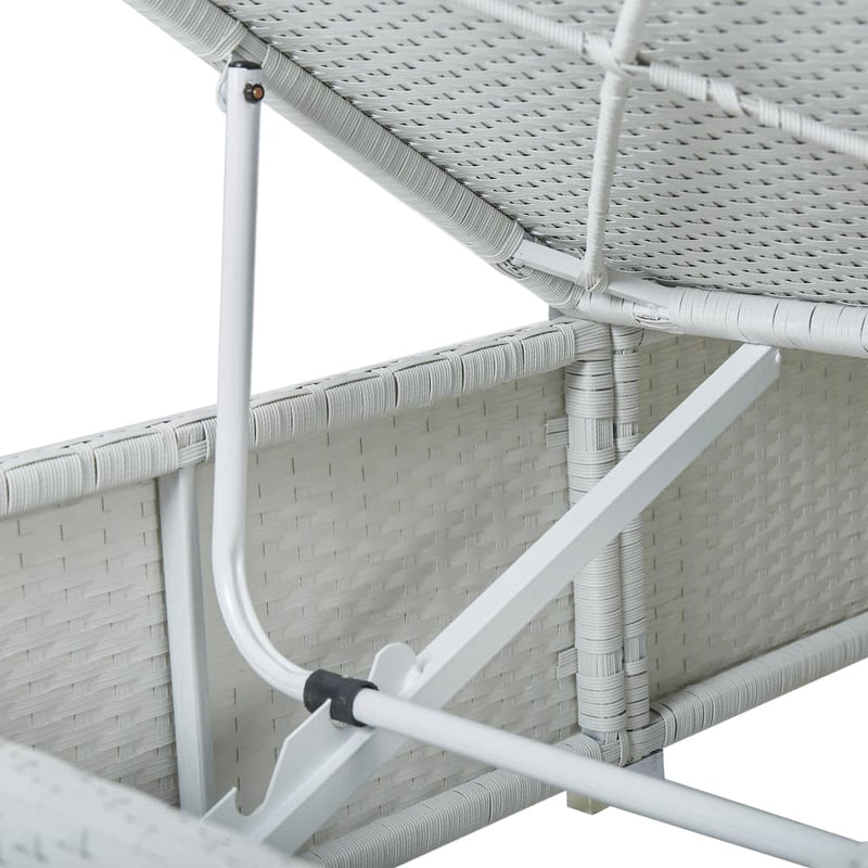 vidaXL 3 részes fehér polyrattan kerti napozóágy szett asztallal