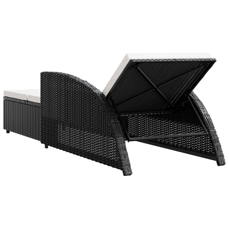 vidaXL fekete polyrattan napozóágy krémfehér párnával