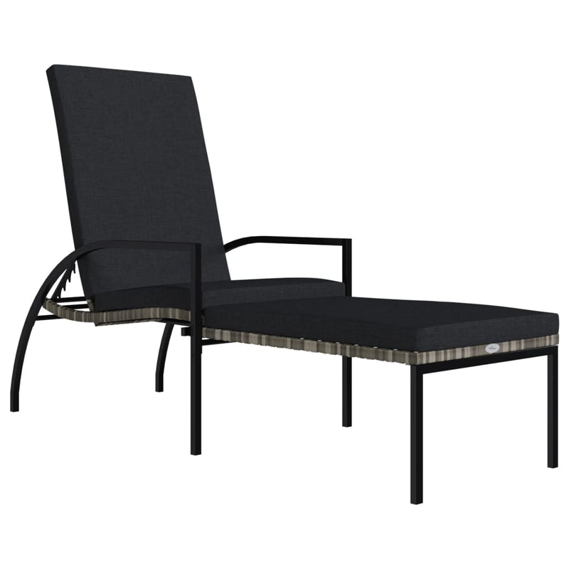 vidaXL szürke polyrattan napozóágy lábtartóval