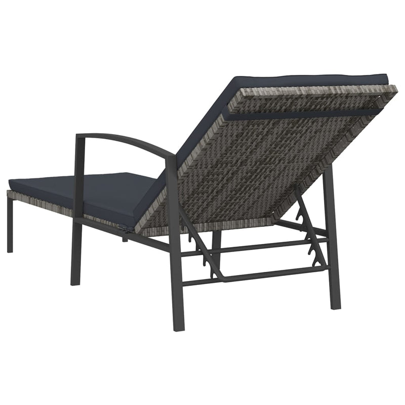 vidaXL szürke kerti polyrattan napozóágy párnával