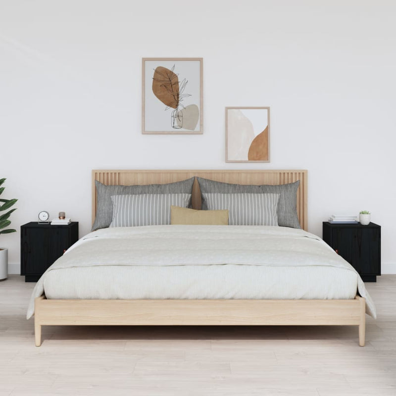 vidaXL 2 db fekete tömör fenyőfa éjjeliszekrény 40 x 34 x 45 cm